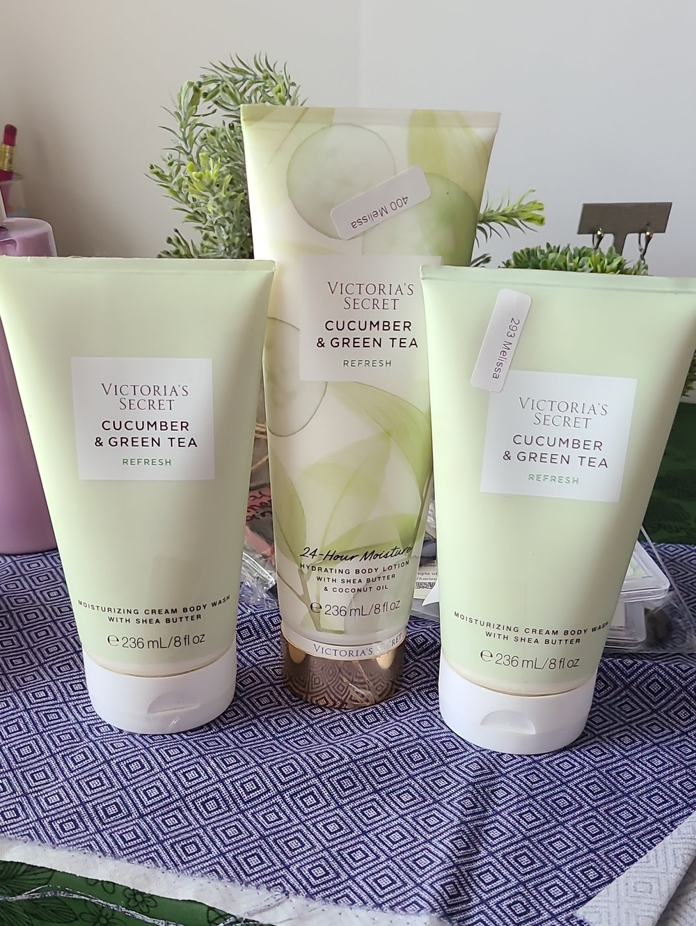 Victoria's Secret Cucumber & Green Tea Moisturizing Set - Pale Green